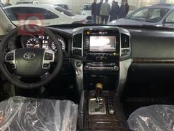 تۆیۆتا لاند کروزەر